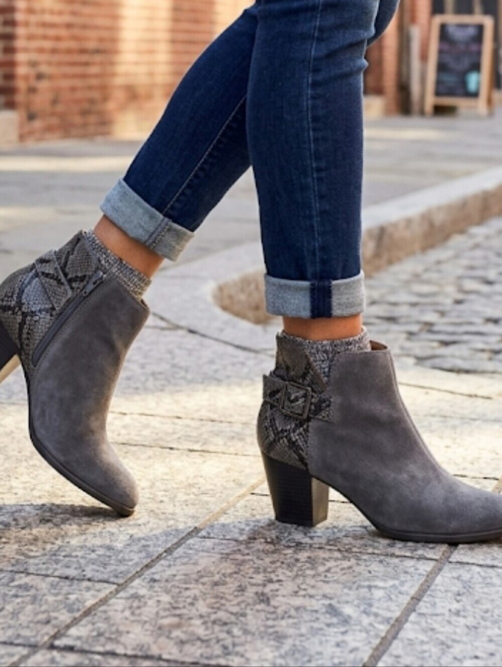 Vionic Women Naomi Snake Ankle Heels Boots shoes sz 11